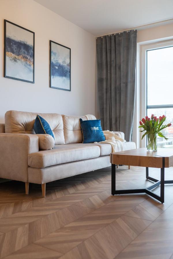 Lotte Apartment - Parking Podziemny, Osiedle Strzezone Гливице Екстериор снимка